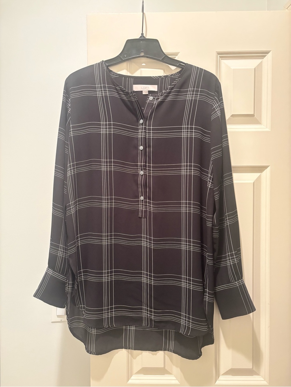 LOFT Black and White Plaid Button-Front Tunic Blouse